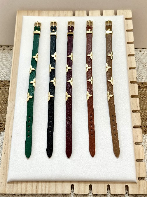LV leather bracelets 2